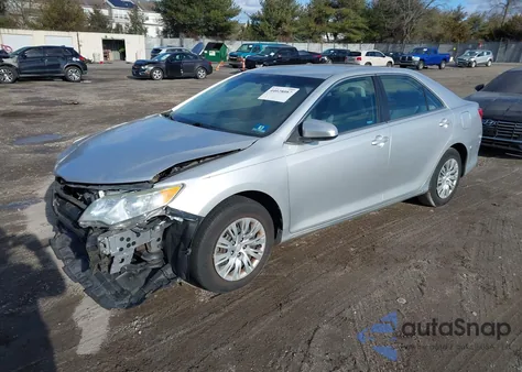 2012 Toyota Camry Le z USA, uszkodzony, nr VIN 4T1BF1FK0CU075179